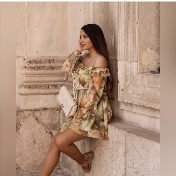 ❌SOLD❌ ZARA Ruffle Printed Tulle Dress - Picture 2 of 9